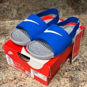 New in box Nike Kawa Children’s Slides 10C  Blue & gray Sandals w/elastic backs